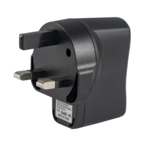 ADAPTADOR DE ENCHUFE USB 110V-240V/60HZ